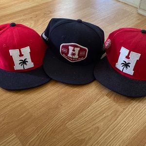 Farmers Market Hawaii h block Snapbacks